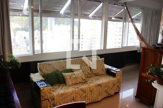 Sala de apartamento para alugar com 1 quarto, 50m² em Itararé, São Vicente