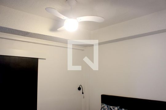 Quarto de apartamento para alugar com 1 quarto, 50m² em Itararé, São Vicente