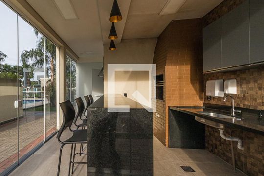 Área comum - Churrasqueira de apartamento à venda com 2 quartos, 48m² em Humaitá, Porto Alegre