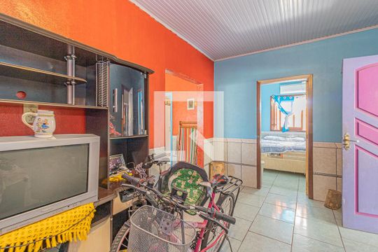 Sala de casa para alugar com 3 quartos, 500m² em Mathias Velho, Canoas