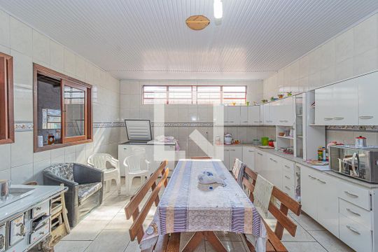Cozinha de casa para alugar com 3 quartos, 500m² em Mathias Velho, Canoas