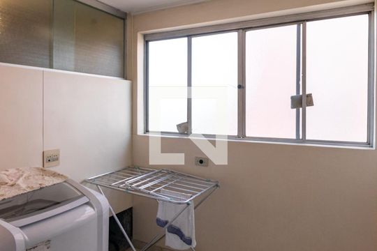 Área de serviço de apartamento para alugar com 2 quartos, 89m² em Vila Olímpia, São Paulo