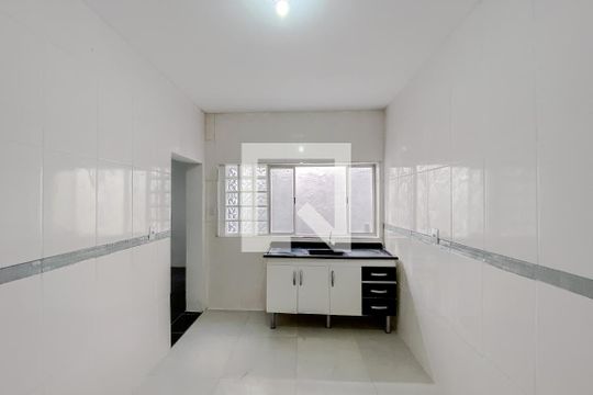 Cozinha de casa para alugar com 2 quartos, 138m² em Vila Oratório, São Paulo