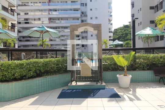 Área comum - Piscinas de apartamento para alugar com 2 quartos, 65m² em Freguesia (jacarepaguá), Rio de Janeiro