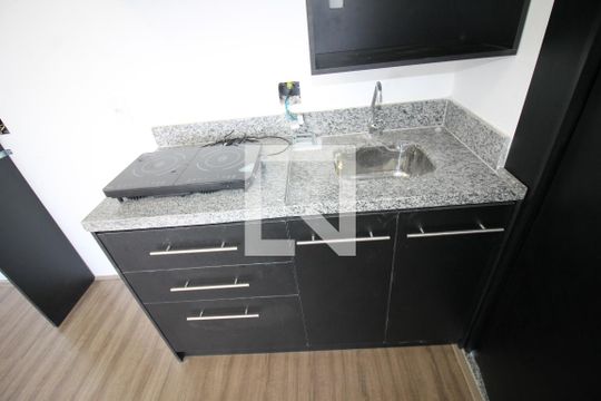 Cozinha de apartamento à venda com 2 quartos, 36m² em Quarta Parada, São Paulo