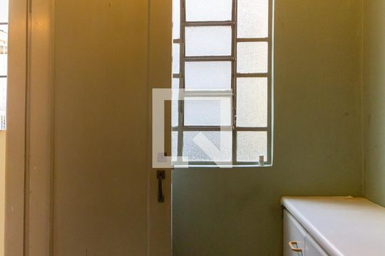 Quarto de Serviço de apartamento à venda com 2 quartos, 95m² em Barra Funda, São Paulo
