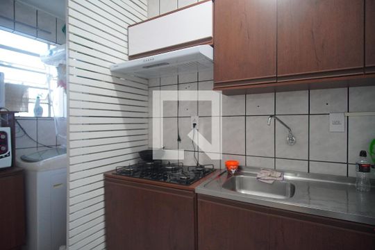 Cozinha de apartamento à venda com 2 quartos, 52m² em Canudos, Novo Hamburgo