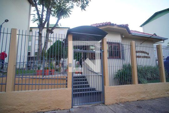 Fachada e portaria de apartamento à venda com 2 quartos, 52m² em Canudos, Novo Hamburgo
