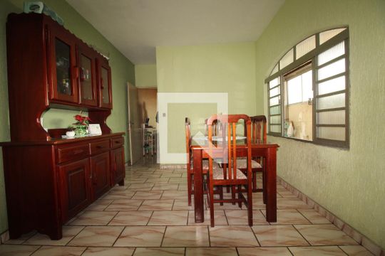 Sala de Jantar de casa à venda com 3 quartos, 158m² em Vila Nivi, São Paulo