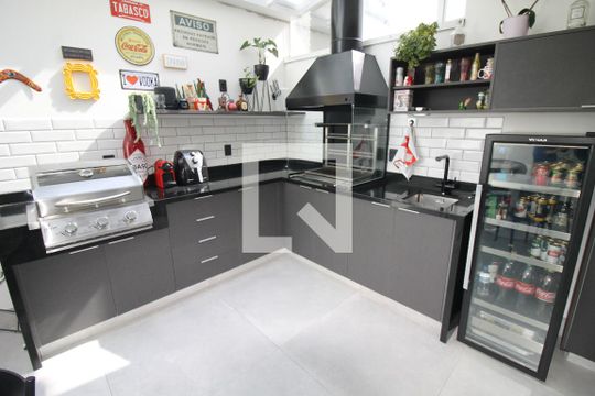 Área gourmet de casa de condomínio à venda com 4 quartos, 392m² em Vila Bertioga, São Paulo