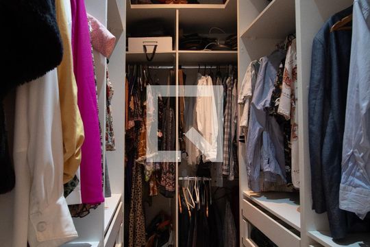Quarto 2/closet de apartamento à venda com 3 quartos, 140m² em Copacabana, Rio de Janeiro