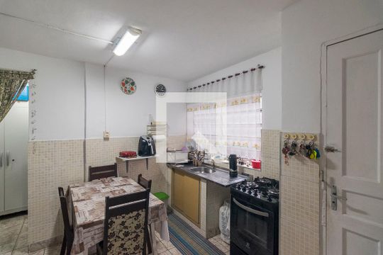 Cozinha de casa à venda com 1 quarto, 150m² em Vila Valparaiso, Santo André