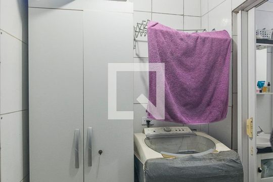 Área de Serviço de casa à venda com 1 quarto, 150m² em Vila Valparaiso, Santo André