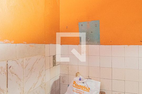 Banheiro 2 de casa à venda com 2 quartos, 366m² em Harmonia, Canoas