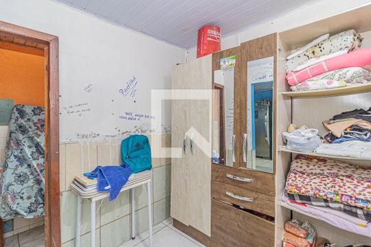 Quarto 2 de casa à venda com 2 quartos, 366m² em Harmonia, Canoas
