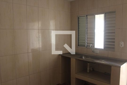 Cozinha de casa à venda com 4 quartos, 300m² em Jardim Sao Francisco, Guarulhos