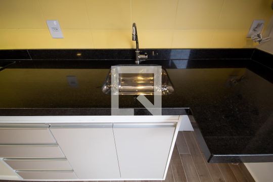 Sala/Cozinha de apartamento para alugar com 2 quartos, 45m² em Centro, Osasco