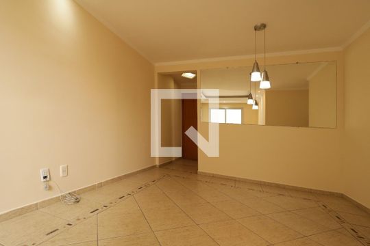 Sala de apartamento para alugar com 2 quartos, 59m² em Vila Valparaíso, Santo André
