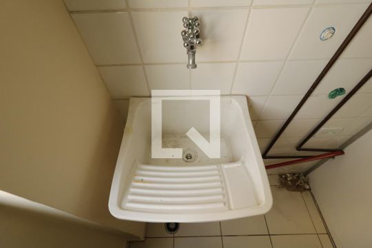Área de Serviço de apartamento para alugar com 2 quartos, 59m² em Vila Valparaíso, Santo André