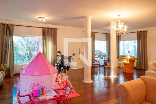 Sala de casa à venda com 3 quartos, 280m² em Alto da Lapa, São Paulo