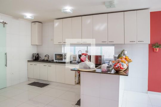 Cozinha de casa à venda com 3 quartos, 280m² em Alto da Lapa, São Paulo