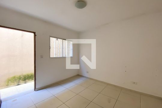 Casa para alugar com 1 quarto, 80m² em Vila Yolanda, Osasco