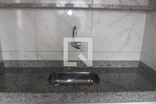 Cozinha de apartamento à venda com 2 quartos, 58m² em Todos Os Santos, Rio de Janeiro
