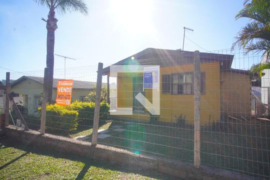 Fachada  de casa à venda com 4 quartos, 172m² em Primavera, Novo Hamburgo