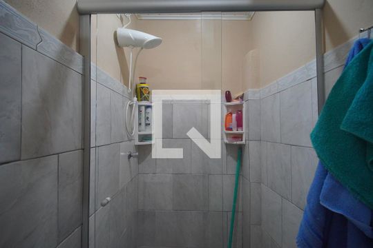 Banheiro de casa à venda com 4 quartos, 172m² em Primavera, Novo Hamburgo