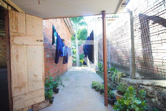 Pátio de casa à venda com 4 quartos, 172m² em Primavera, Novo Hamburgo
