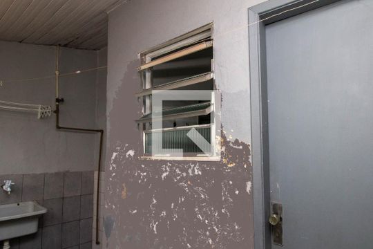 Área de Serviço de casa para alugar com 1 quarto, 50m² em Penha, Rio de Janeiro