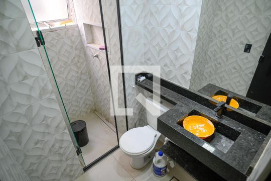 Banheiro de apartamento à venda com 2 quartos, 42m² em Vila Cristália, São Paulo