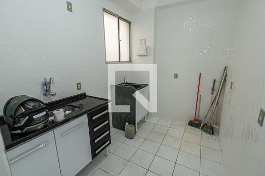 Cozinha de apartamento para alugar com 2 quartos, 48m² em Tony (justinópolis), Ribeirão das Neves
