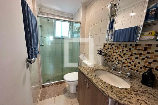 Banheiro da Suíte de apartamento à venda com 2 quartos, 169m² em Freguesia de Jacarepaguá, Rio de Janeiro