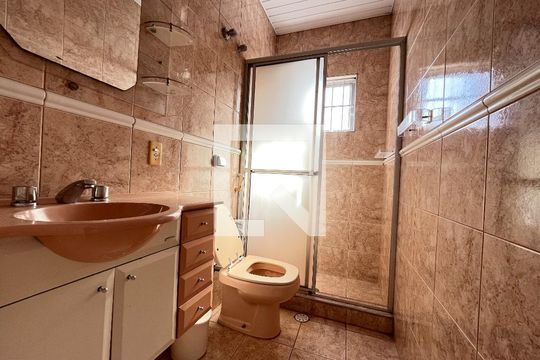 Banheiro da Suíte 1 de casa à venda com 2 quartos, 100m² em Vila da Saúde, São Paulo
