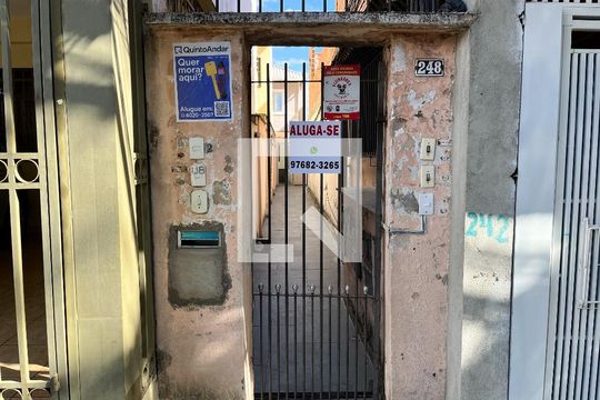 Fachada de casa à venda com 2 quartos, 100m² em Vila da Saúde, São Paulo