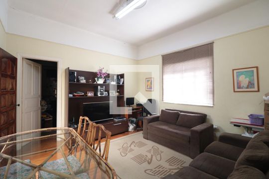 Casa à venda com 2 quartos, 300m² em Água Rasa, São Paulo
