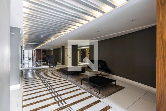 Hall de entrada de apartamento à venda com 1 quarto, 32m² em Pinheiros, São Paulo