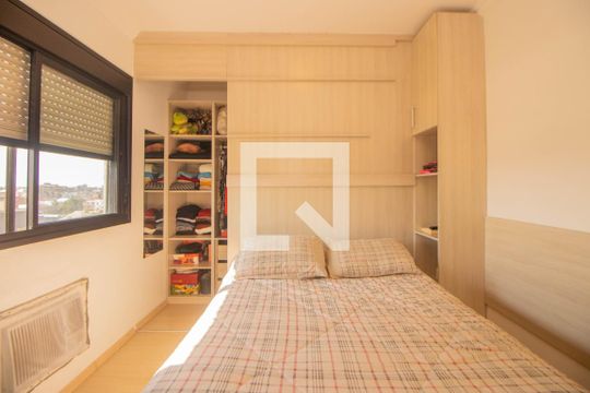 Quarto de apartamento à venda com 1 quarto, 42m² em São Geraldo, Porto Alegre