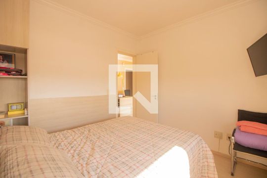 Quarto de apartamento à venda com 1 quarto, 42m² em São Geraldo, Porto Alegre