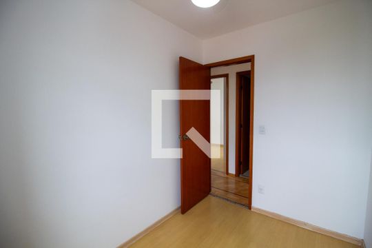 Quarto 1 de apartamento para alugar com 3 quartos, 70m² em Jardim Ester, São Paulo