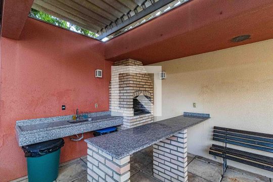 Área comum - Churrasqueira de apartamento para alugar com 3 quartos, 70m² em Jardim Ester, São Paulo