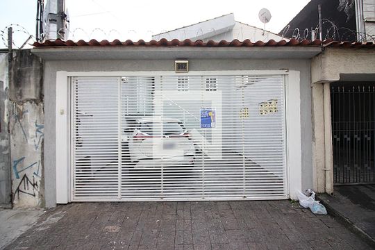 Fachada Plaquinha  de casa à venda com 3 quartos, 150m² em Paulicéia, São Bernardo do Campo