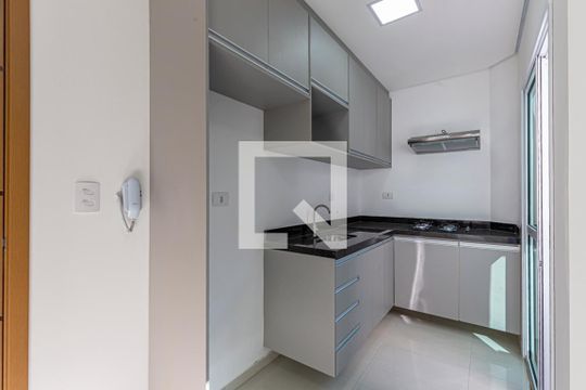 Cozinha de apartamento para alugar com 2 quartos, 42m² em Vila Marina, Santo André