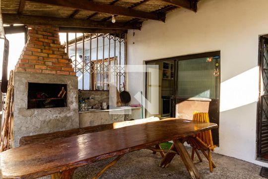 Área comum de casa à venda com 5 quartos, 600m² em Ipanema, Porto Alegre