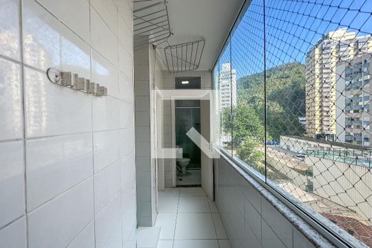 Área de Serviço de apartamento para alugar com 3 quartos, 120m² em Centro, Guarujá