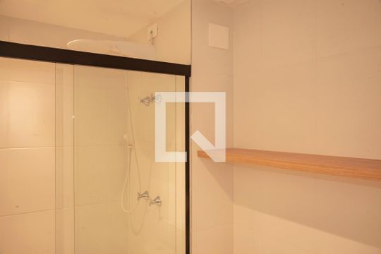 Banheiro de apartamento para alugar com 1 quarto, 37m² em Vila Monte Alegre, São Paulo