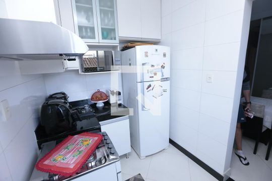 Cozinha de apartamento à venda com 3 quartos, 87m² em Eldorado, Contagem
