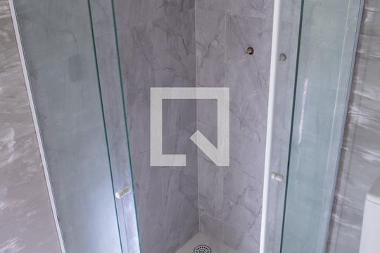Banheiro de apartamento para alugar com 2 quartos, 110m² em Campestre, Santo André