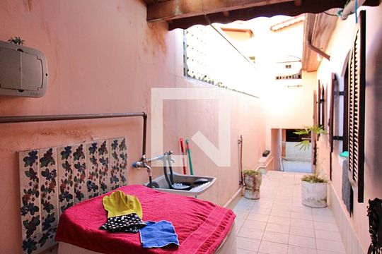 Lavanderia de casa à venda com 3 quartos, 159m² em Jardim Antares, São Bernardo do Campo